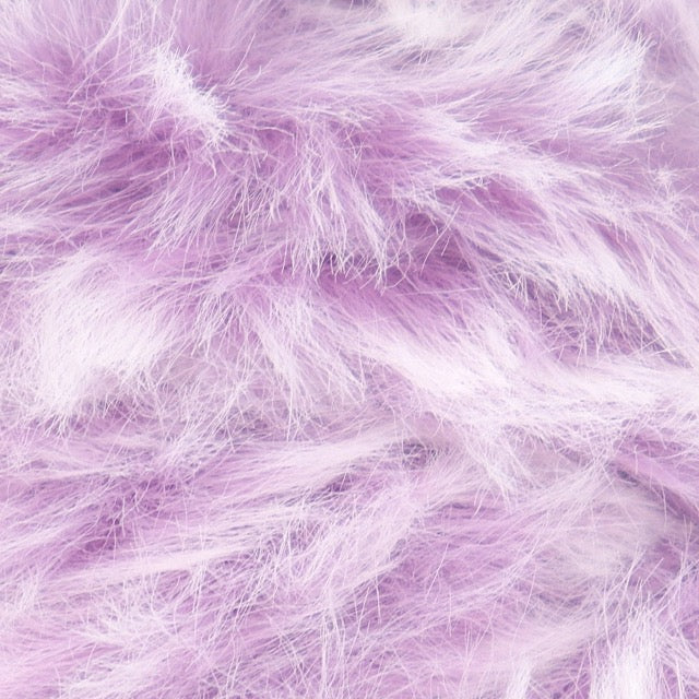 Rabbit Garn in Felloptik in lavendel Nahansicht